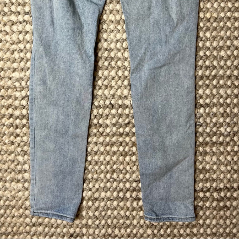 Levi’s High Rise Skinny Ripped Jeans - Picture 6 of 8